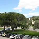 Vacances au soleil à HYERES 25m2 avec balcon
